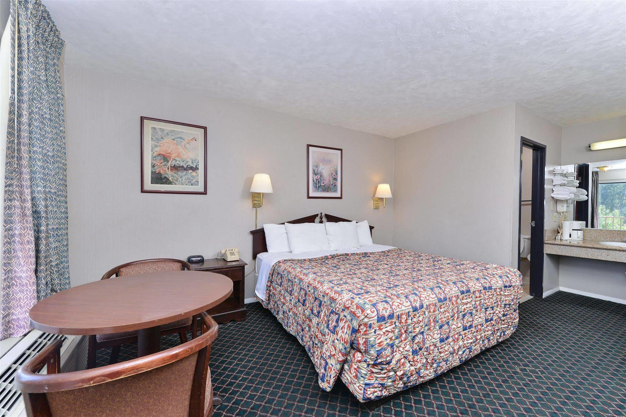 Americas Best Value Inn - Augusta / South Exterior photo